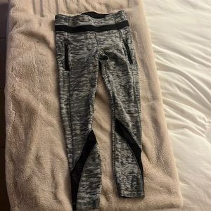 Lululemon high waist ankle leggings size 6